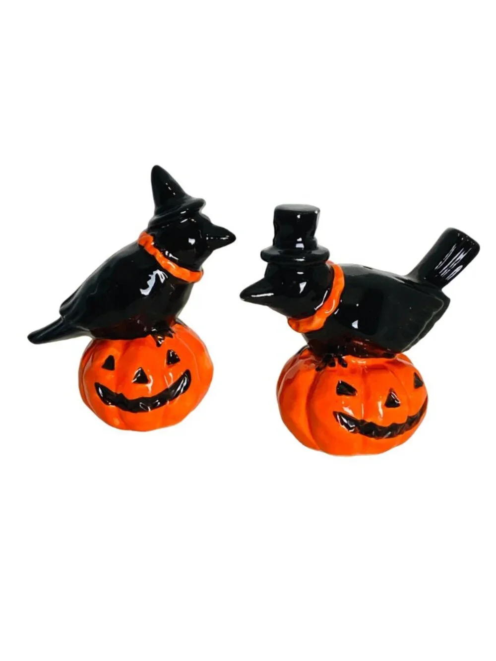 Halloween Black Crows on Jack -o'-lantern Pumpkin Salt & Pepper Shakers Ceramic